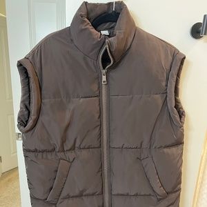 Oversized H&M puffer vest